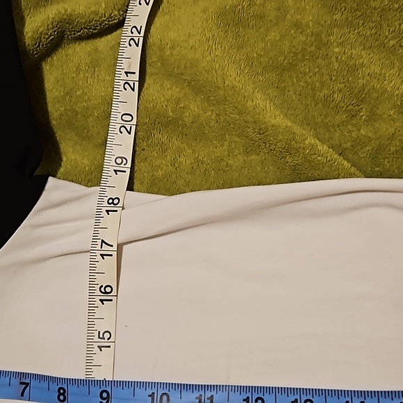 3 Holiday Juniors Top Red Sequin What The Elf? A Little Nice A Lot Of Naughty L - Picture 4 of 12